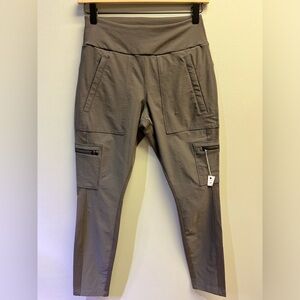 Athleta Highlands hybrid cargo